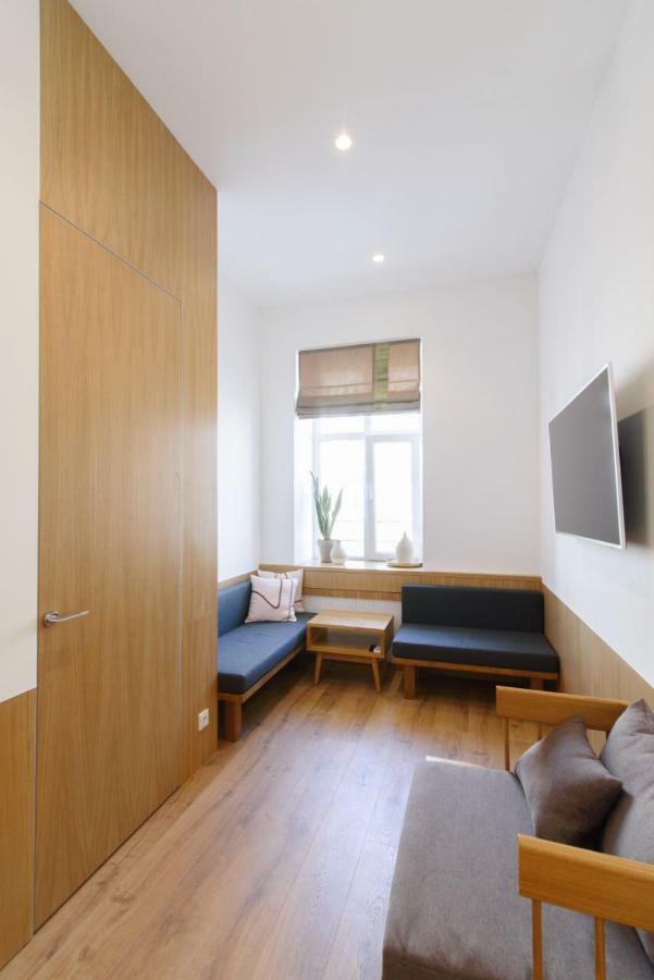 Sunrise Apartment Lviv Extérieur photo