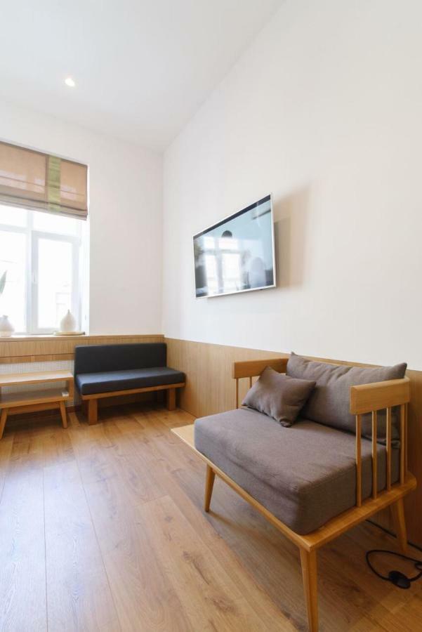 Sunrise Apartment Lviv Extérieur photo
