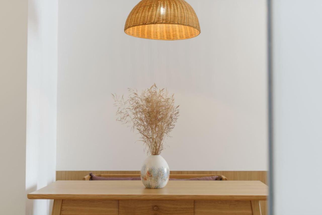 Sunrise Apartment Lviv Extérieur photo