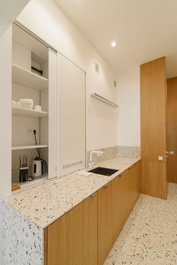 Sunrise Apartment Lviv Extérieur photo